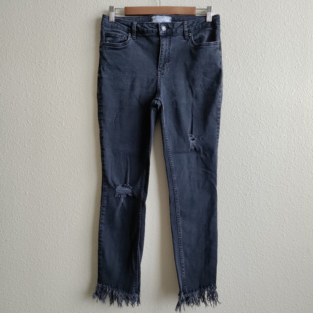 We The Free Womens Great Heights Skinny Jeans Frayed Hem in Dark Wash Size W28